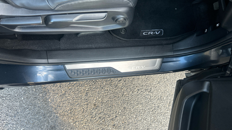 Honda CR-V 2.0 i-MMD Hybrid SR  2WD 5dr eCVT Hybrid Estate